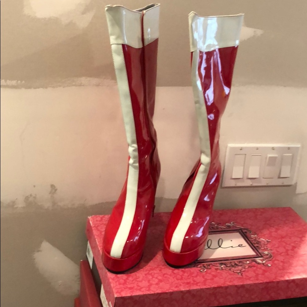 Knee boots red with white stripe size 10